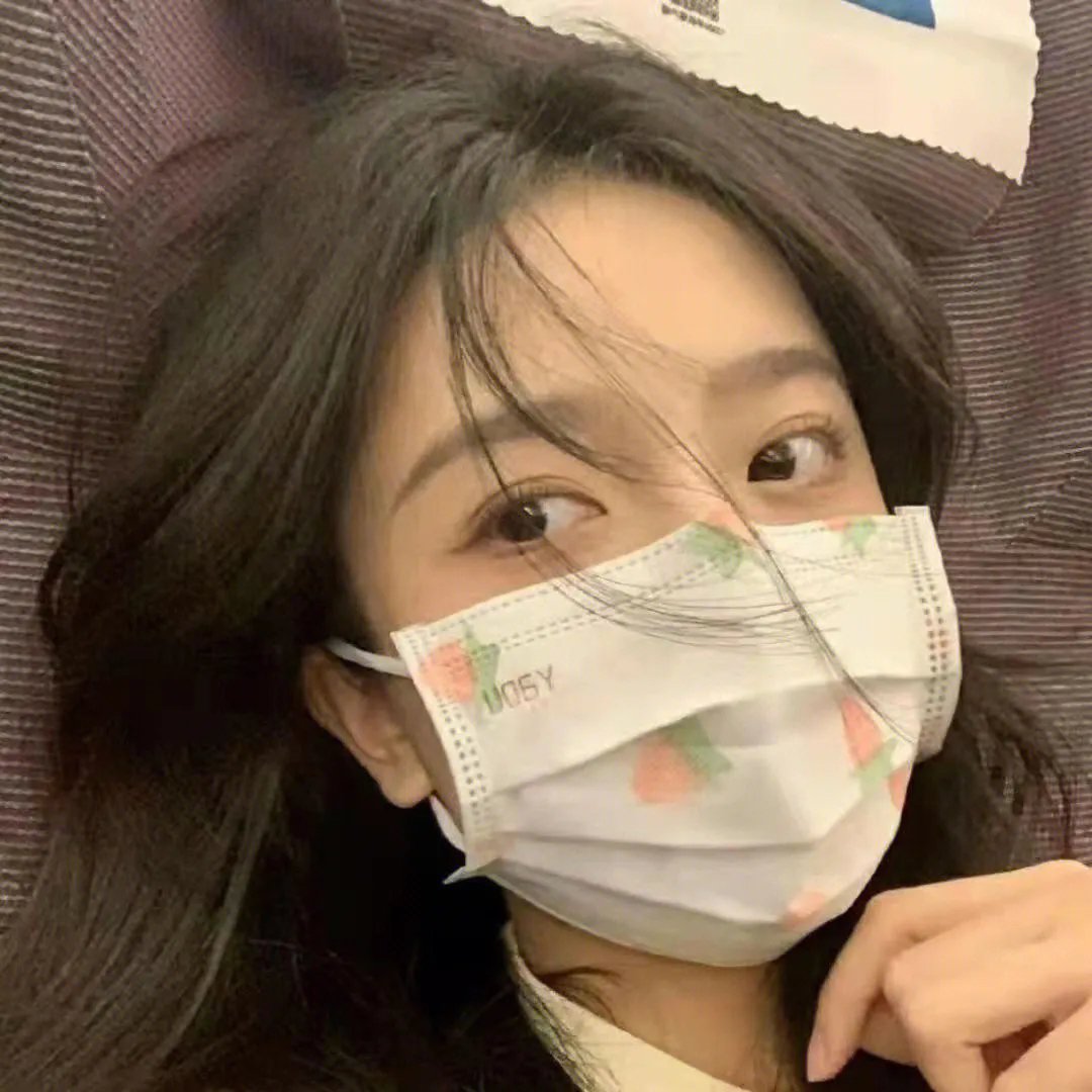 阿薇尔与虚构世界