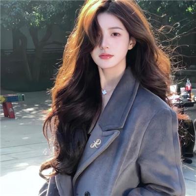 恨君不似江楼月